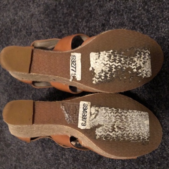 Wedge Shoes - Picture 1 of 3